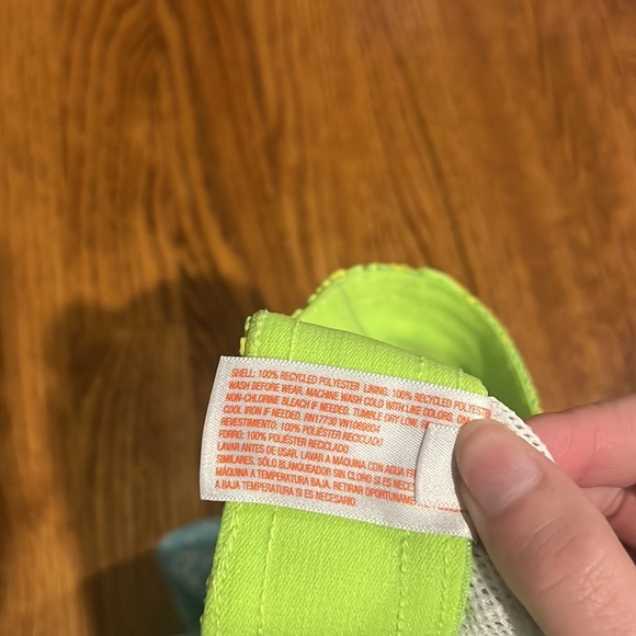 Cat & Jack Boy’s Green and Blue Swim Trunks Size S (6/7) - Picture 4 of 4